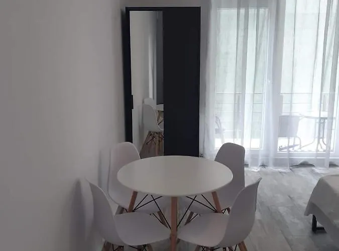 Tudor Mamaia Sat アパート *